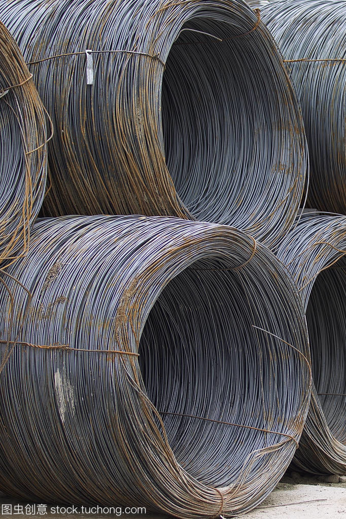 薄金屬加固傷口 海灣金屬制品倉庫的創(chuàng)新應用與安全考量